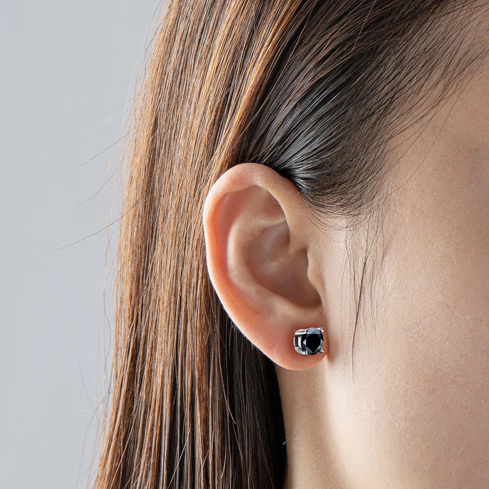 6.5mm Round Cut Black Moissanite Stud Earrings