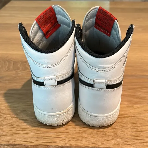 Air Jordan 1 Retro High OG AJ1 Yin Yang White Black 2016 555088-102 Size 5.5 Y