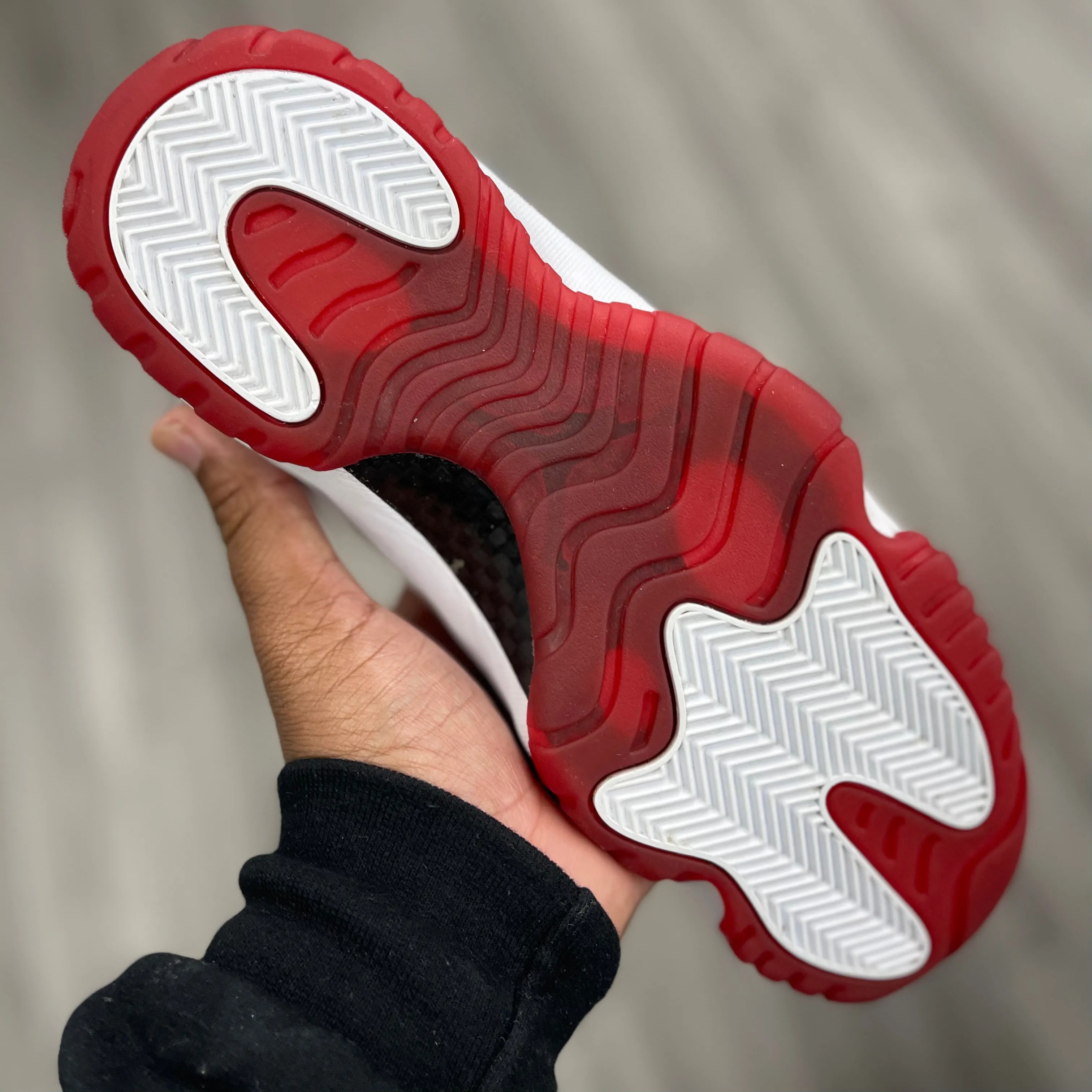 Air Jordan 11 Retro Low “White Red 2012”