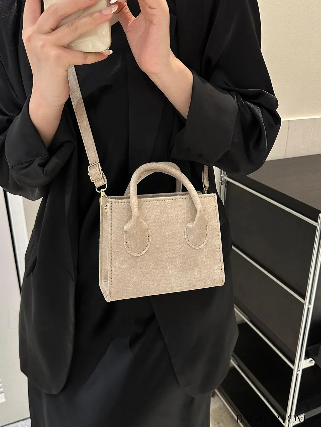 BagForLove - Adjustable Shoulder Strap Handbag: Korean-Style, Simple & Fashionable, Solid Color.