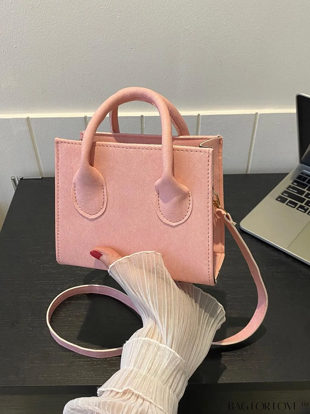 BagForLove - Adjustable Shoulder Strap Handbag: Korean-Style, Simple & Fashionable, Solid Color.