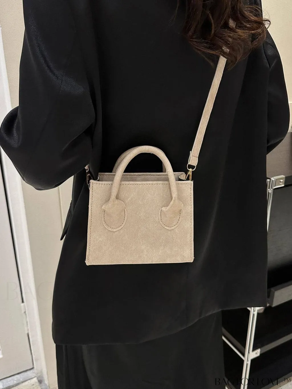 BagForLove - Adjustable Shoulder Strap Handbag: Korean-Style, Simple & Fashionable, Solid Color.