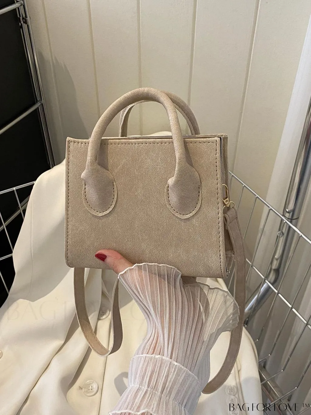 BagForLove - Adjustable Shoulder Strap Handbag: Korean-Style, Simple & Fashionable, Solid Color.
