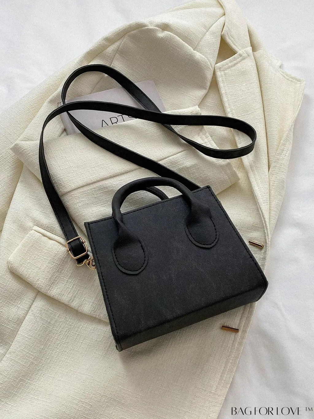 BagForLove - Adjustable Shoulder Strap Handbag: Korean-Style, Simple & Fashionable, Solid Color.