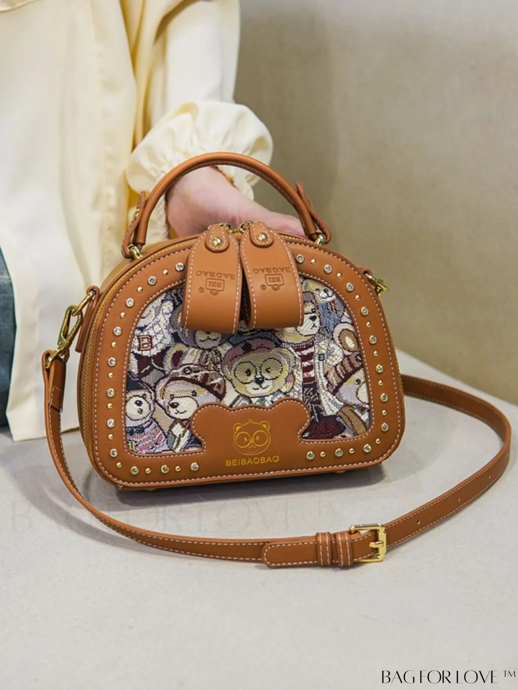 BagForLove - Chic Cartoon Bear Box Bag with Top Handle - Perfectly Stylish and Trendy!