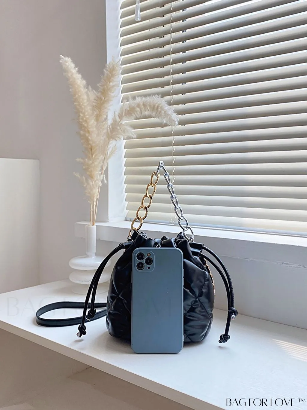 BagForLove - Chic Embroidered Thread Chain Womens Bucket Bag - Handbag & Crossbody