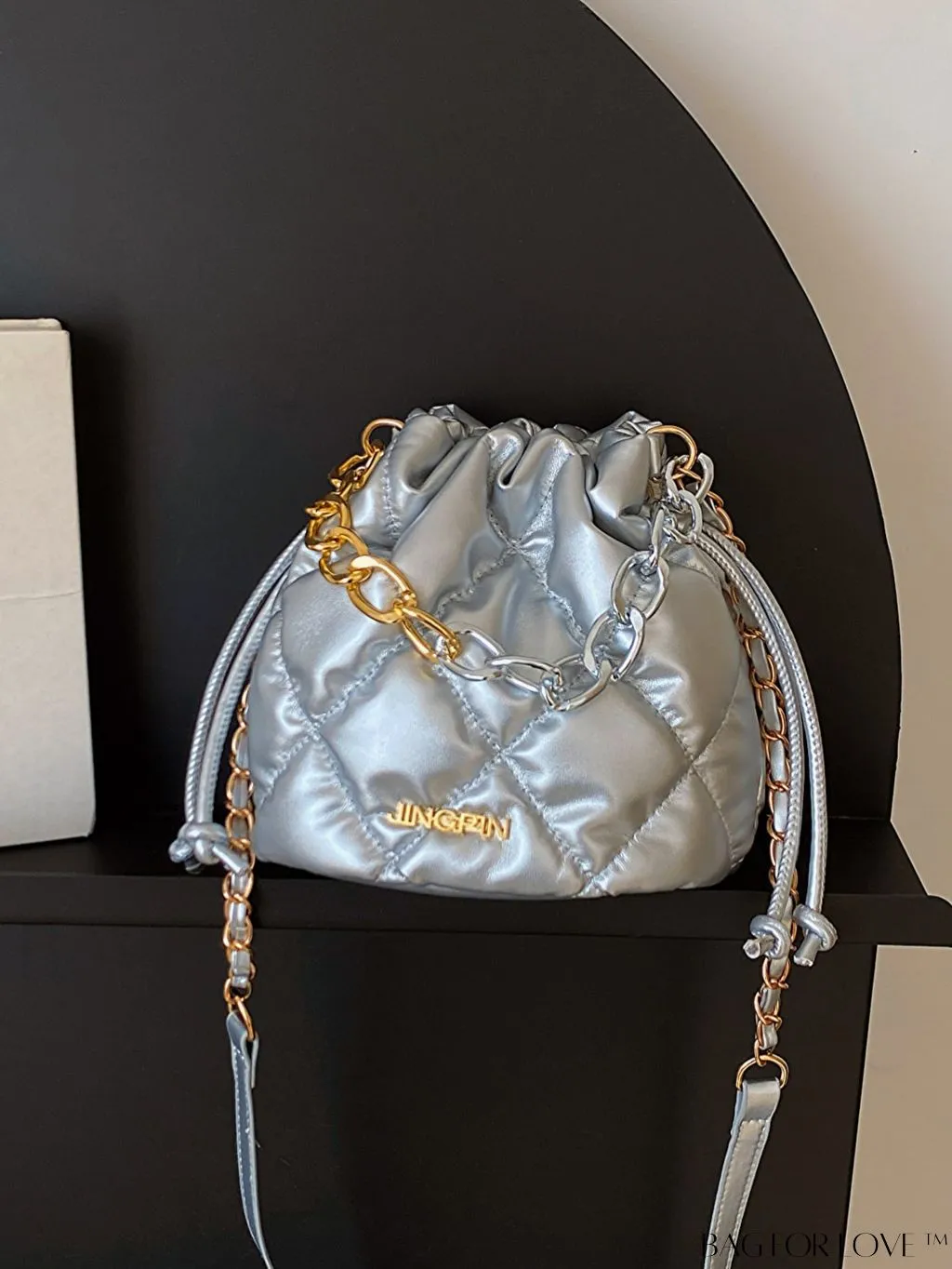 BagForLove - Chic Embroidered Thread Chain Womens Bucket Bag - Handbag & Crossbody