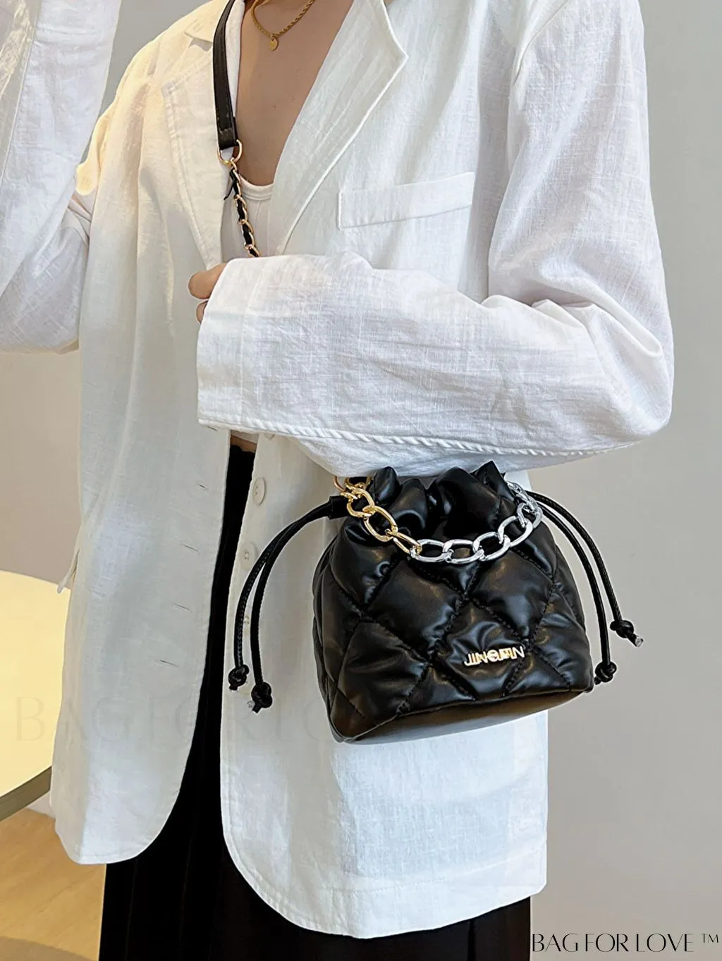BagForLove - Chic Embroidered Thread Chain Womens Bucket Bag - Handbag & Crossbody