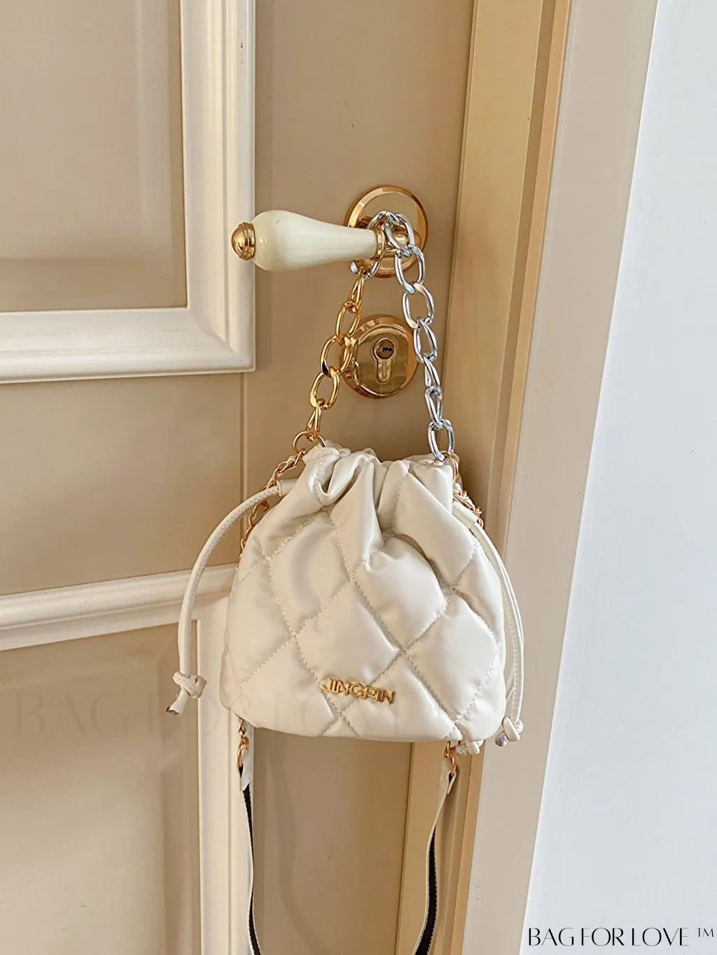 BagForLove - Chic Embroidered Thread Chain Womens Bucket Bag - Handbag & Crossbody