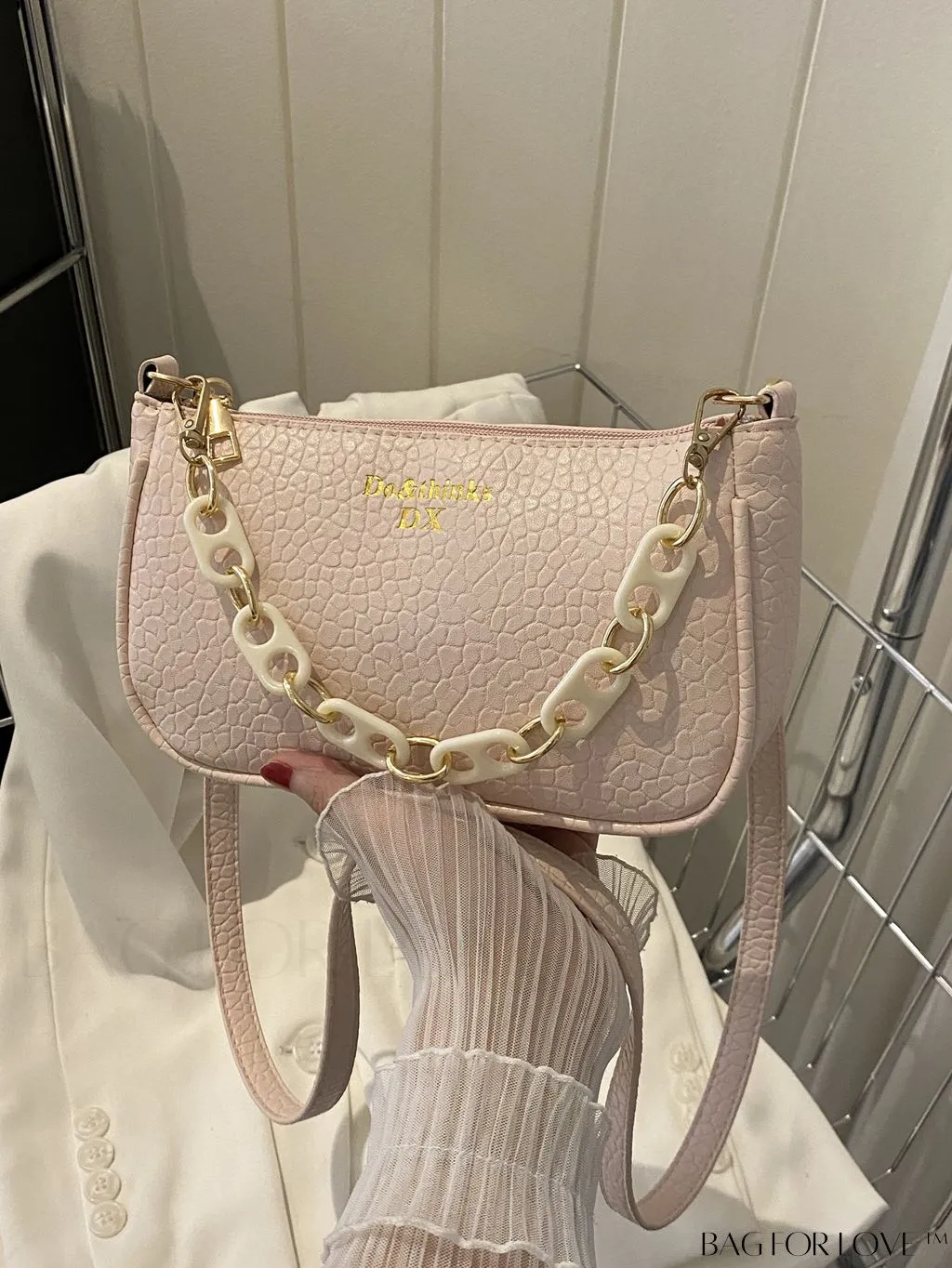 BagForLove - Chic Retro Square Bag with Stylish Chain Detail â Hand Carry or Shoulder