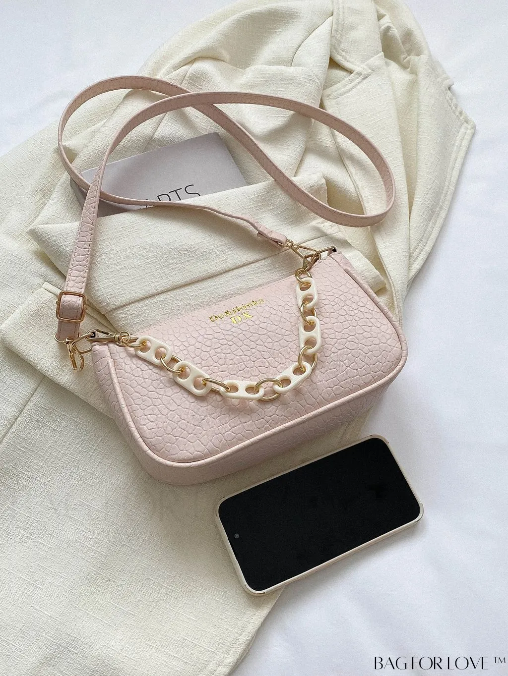 BagForLove - Chic Retro Square Bag with Stylish Chain Detail â Hand Carry or Shoulder