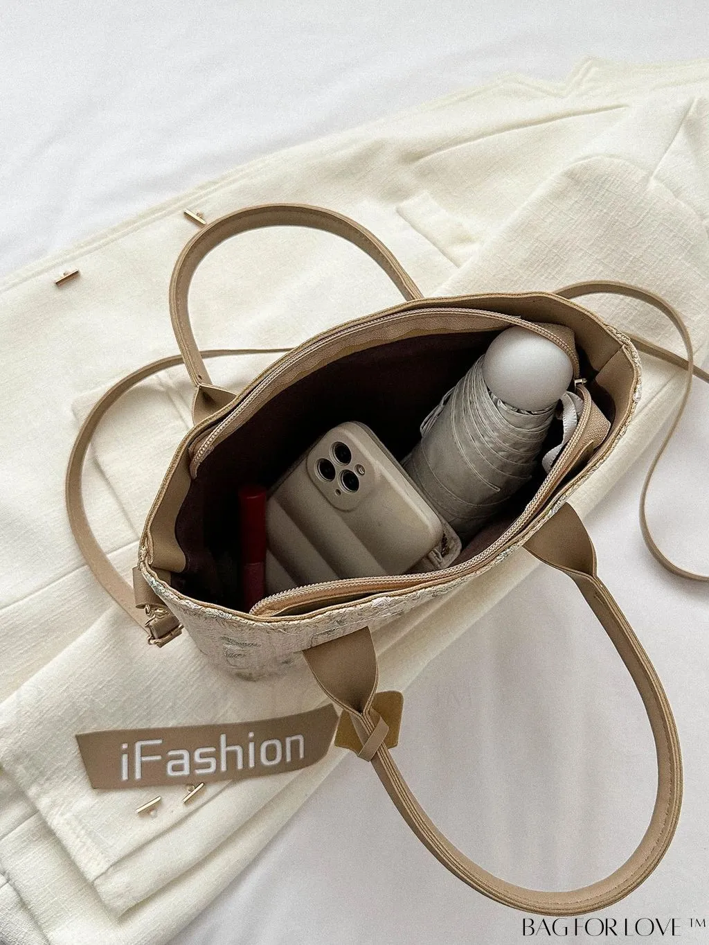 BagForLove - Chic Straw Bag with Floral Embroidery and Letter Tape Accent