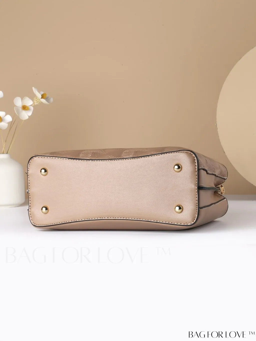 BagForLove - Chic Textured Metallic Circle Handle Commuting Handbag for the Fashion-forward