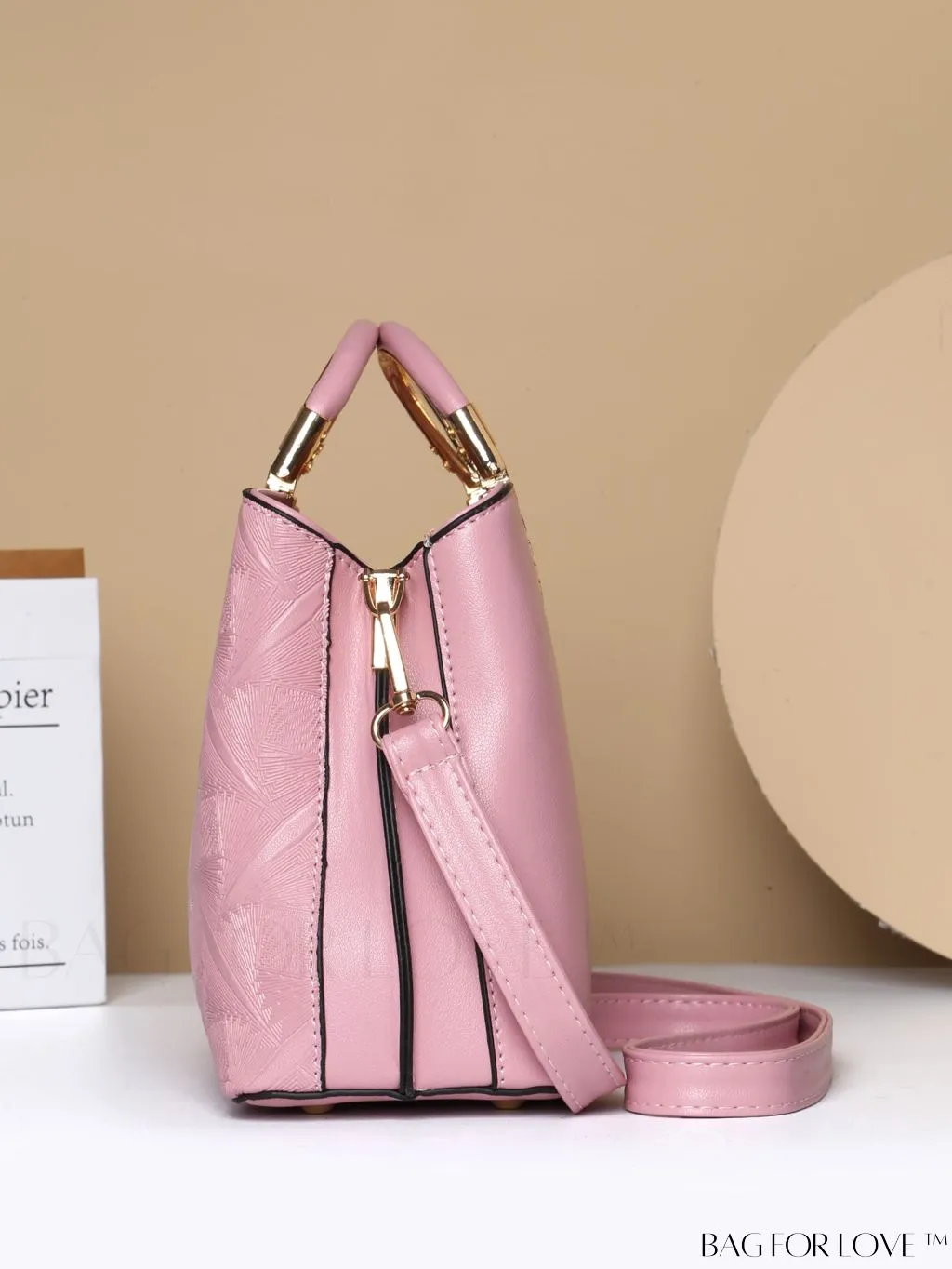 BagForLove - Chic Textured Metallic Circle Handle Commuting Handbag for the Fashion-forward