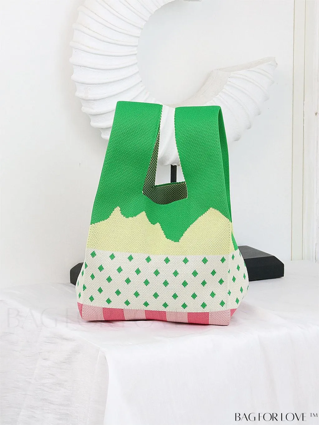 BagForLove - Stylish Tulip Pattern Crochet Bag: Chic Handbag for a Trendy Vacation