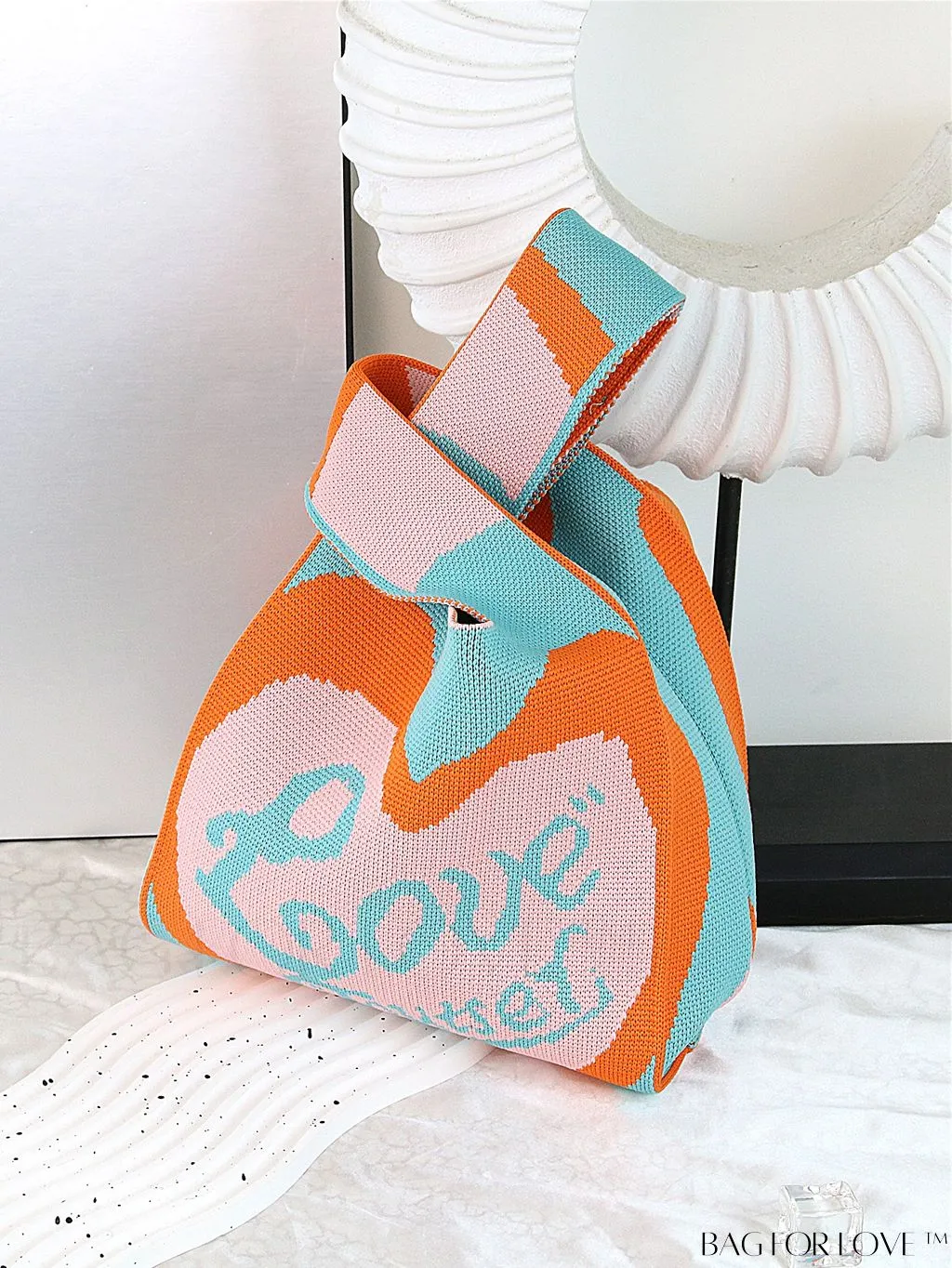 BagForLove - Stylish Tulip Pattern Crochet Bag: Chic Handbag for a Trendy Vacation
