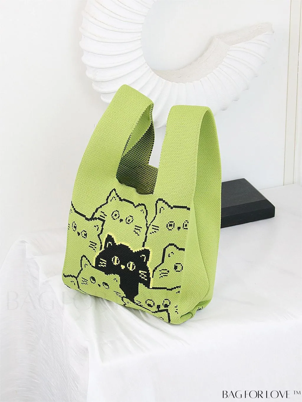 BagForLove - Stylish Tulip Pattern Crochet Bag: Chic Handbag for a Trendy Vacation