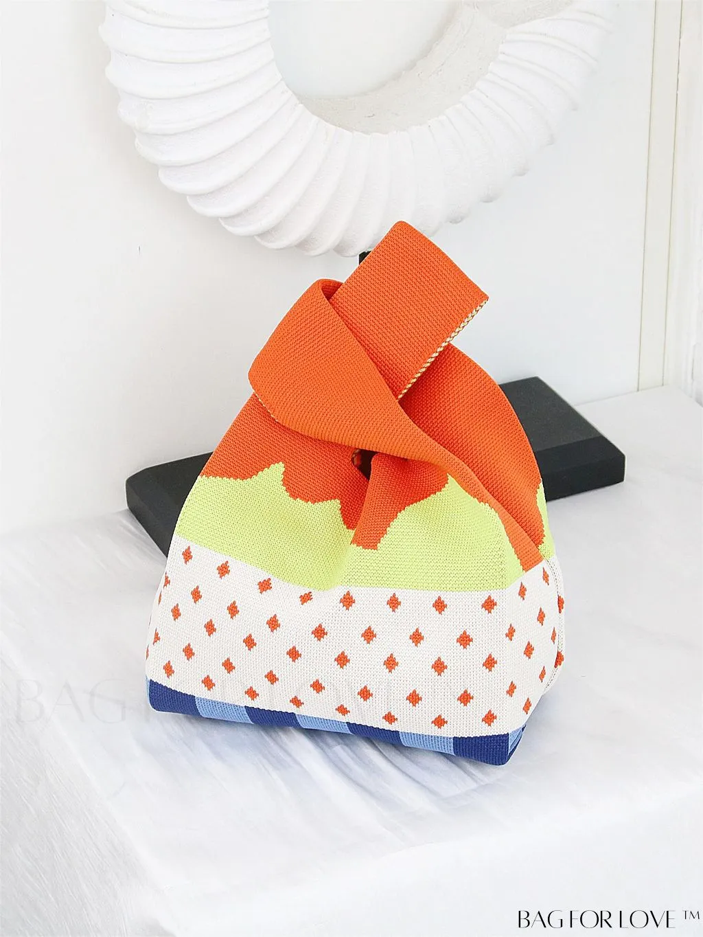 BagForLove - Stylish Tulip Pattern Crochet Bag: Chic Handbag for a Trendy Vacation