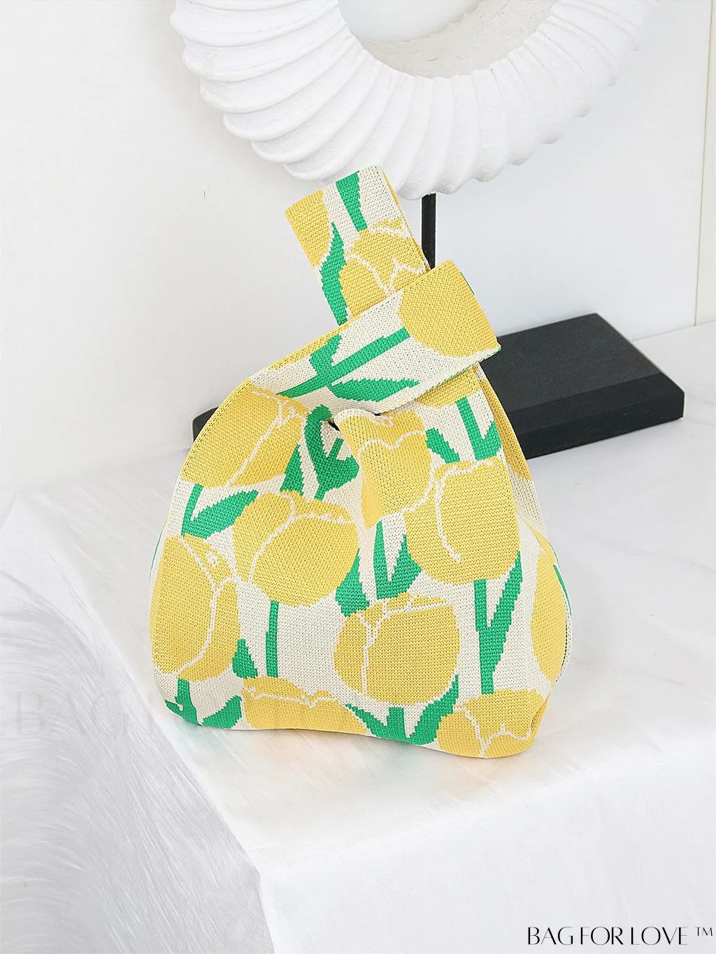 BagForLove - Stylish Tulip Pattern Crochet Bag: Chic Handbag for a Trendy Vacation