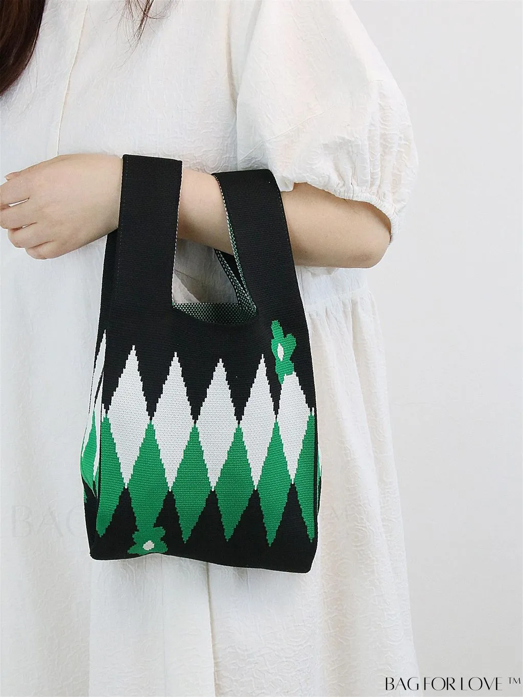 BagForLove - Stylish Tulip Pattern Crochet Bag: Chic Handbag for a Trendy Vacation