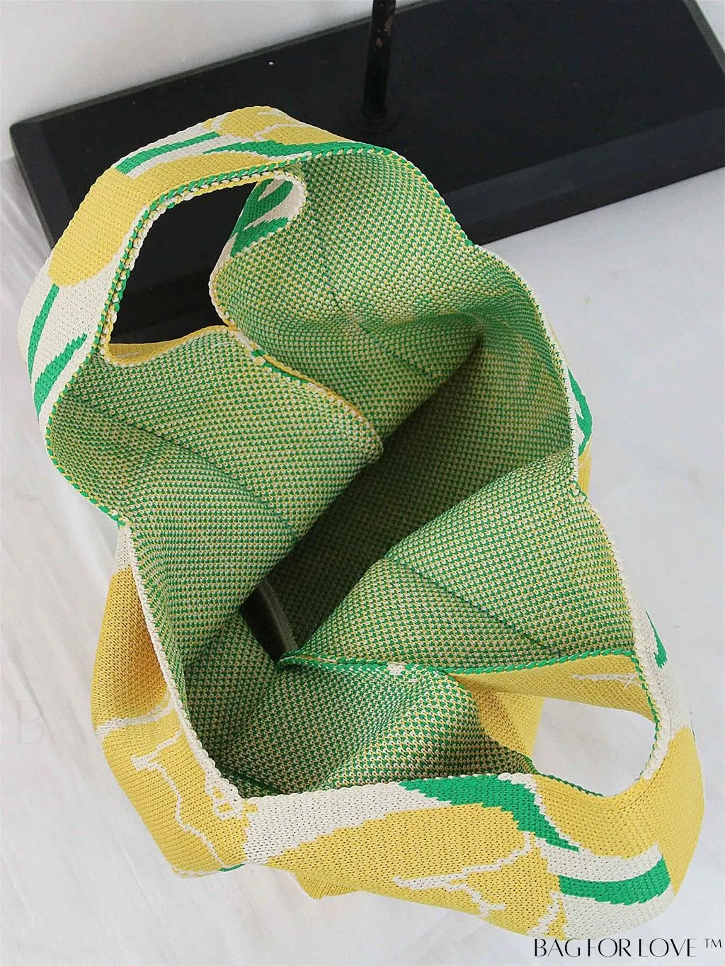 BagForLove - Stylish Tulip Pattern Crochet Bag: Chic Handbag for a Trendy Vacation