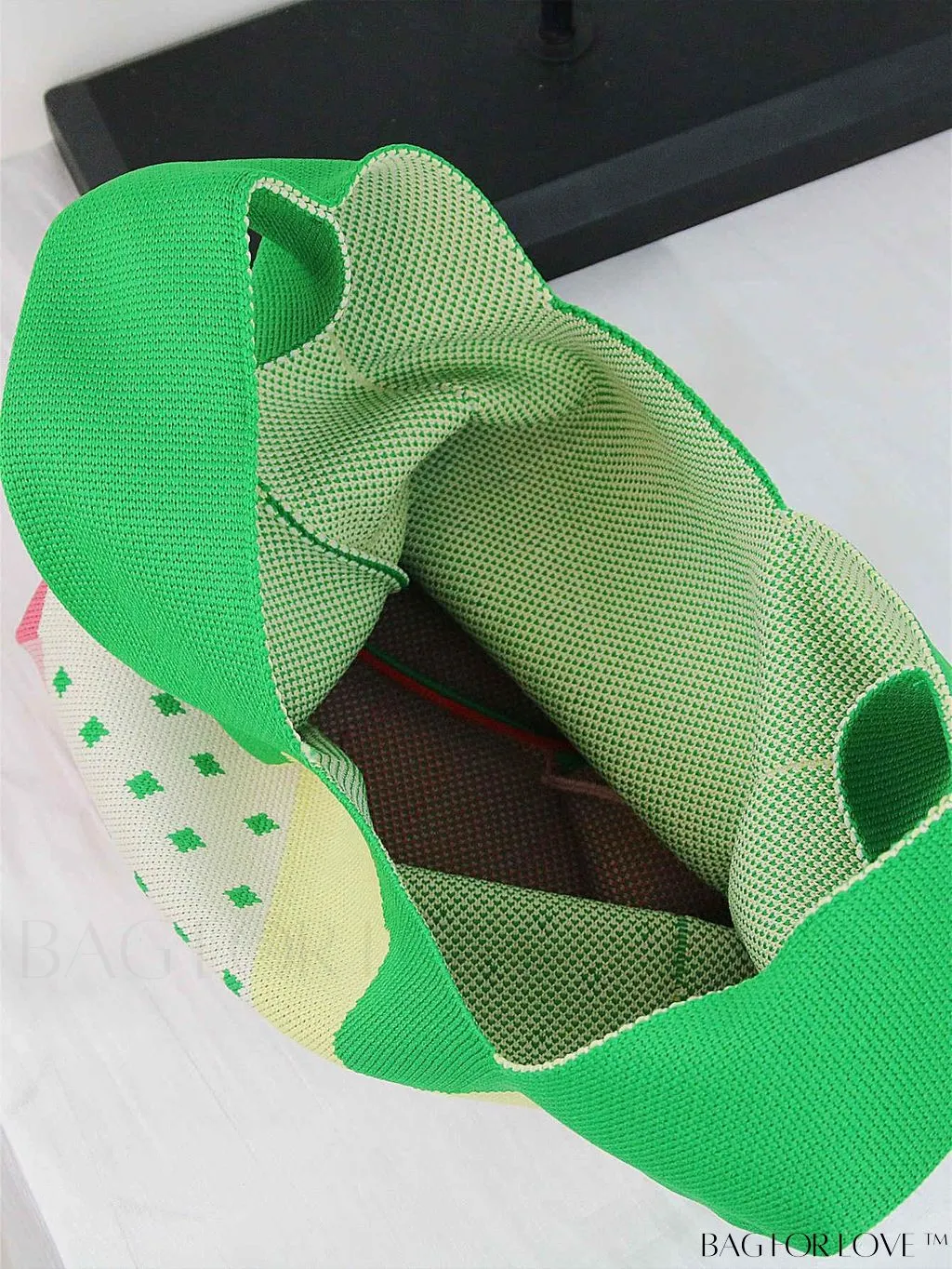 BagForLove - Stylish Tulip Pattern Crochet Bag: Chic Handbag for a Trendy Vacation
