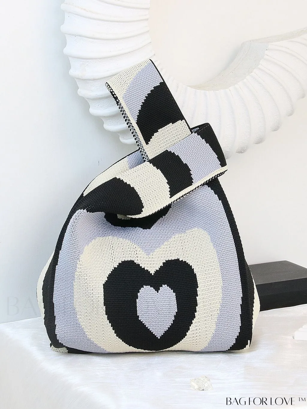 BagForLove - Stylish Tulip Pattern Crochet Bag: Chic Handbag for a Trendy Vacation