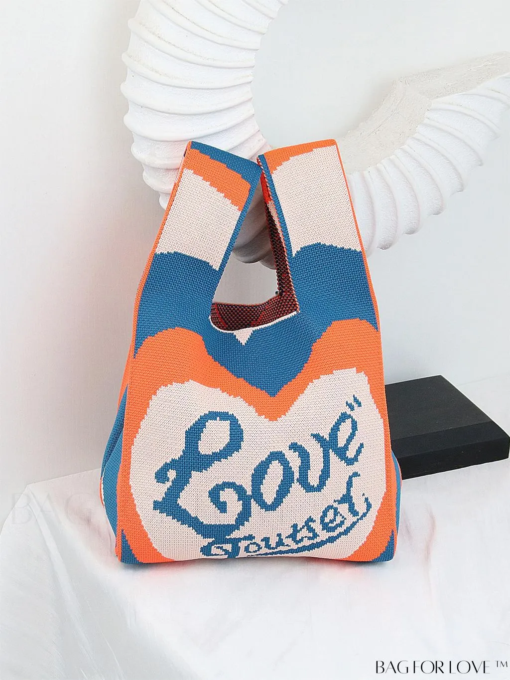 BagForLove - Stylish Tulip Pattern Crochet Bag: Chic Handbag for a Trendy Vacation
