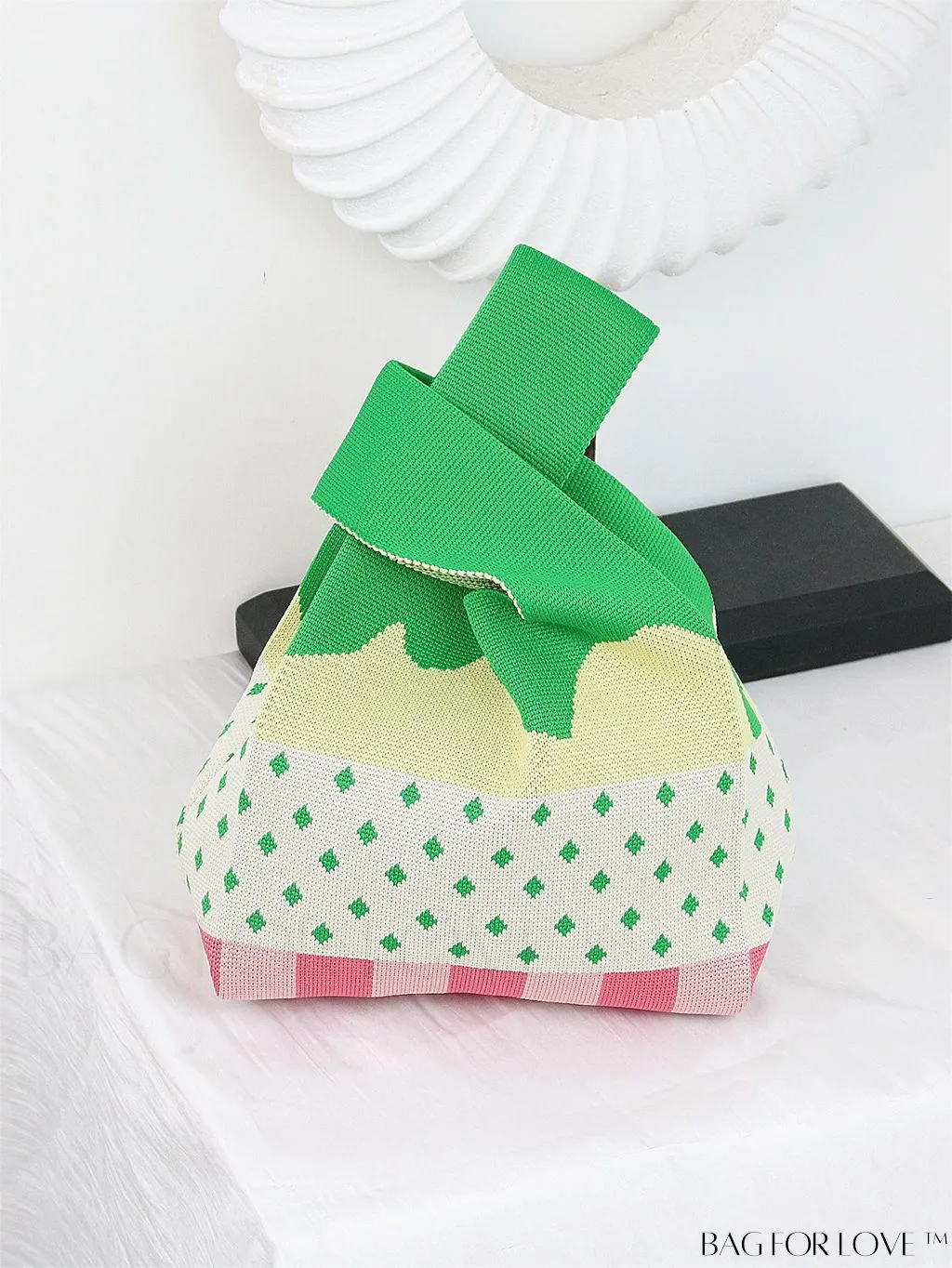 BagForLove - Stylish Tulip Pattern Crochet Bag: Chic Handbag for a Trendy Vacation