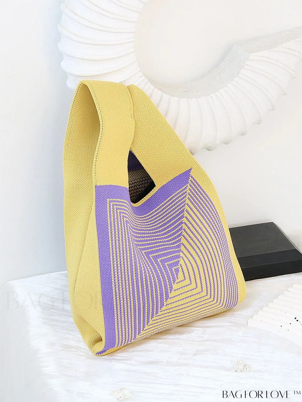 BagForLove - Stylish Tulip Pattern Crochet Bag: Chic Handbag for a Trendy Vacation