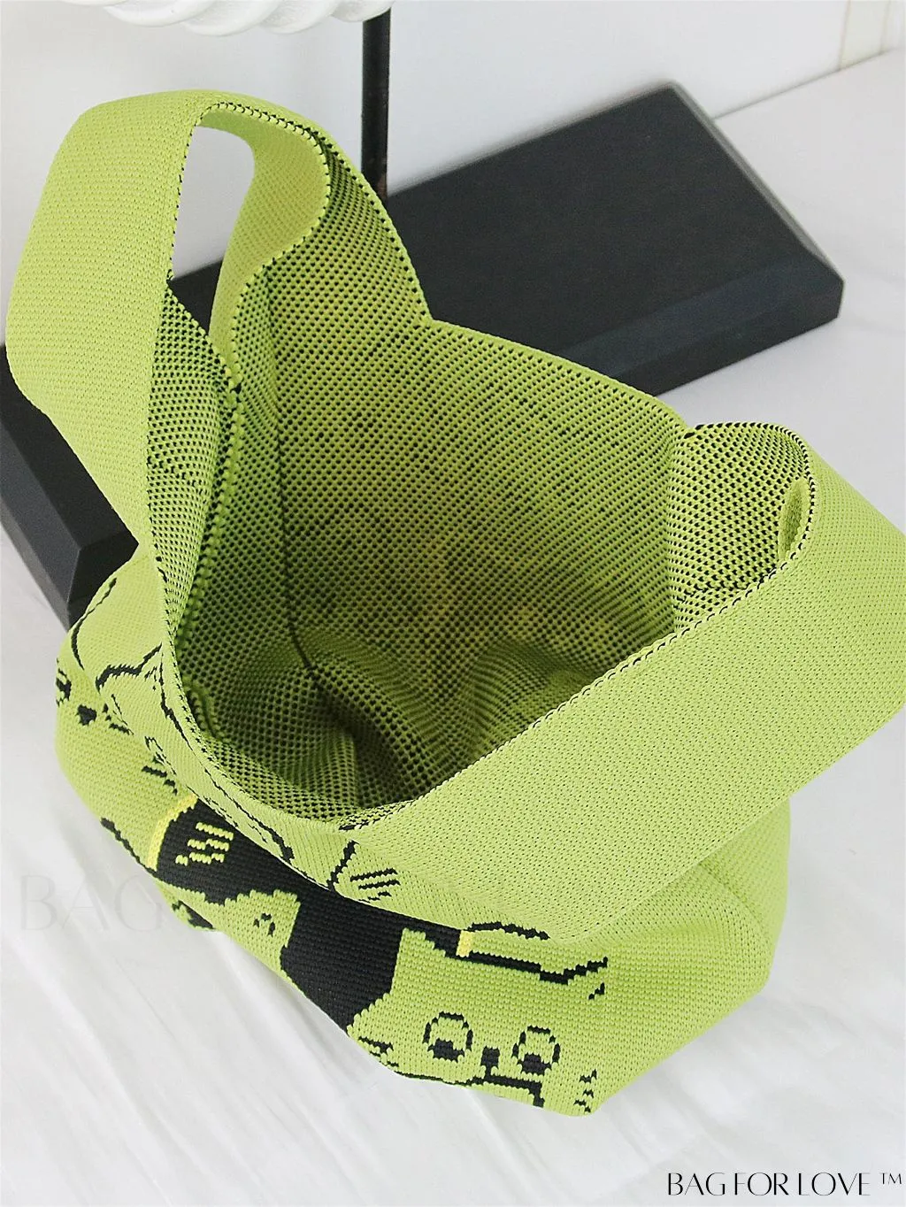 BagForLove - Stylish Tulip Pattern Crochet Bag: Chic Handbag for a Trendy Vacation