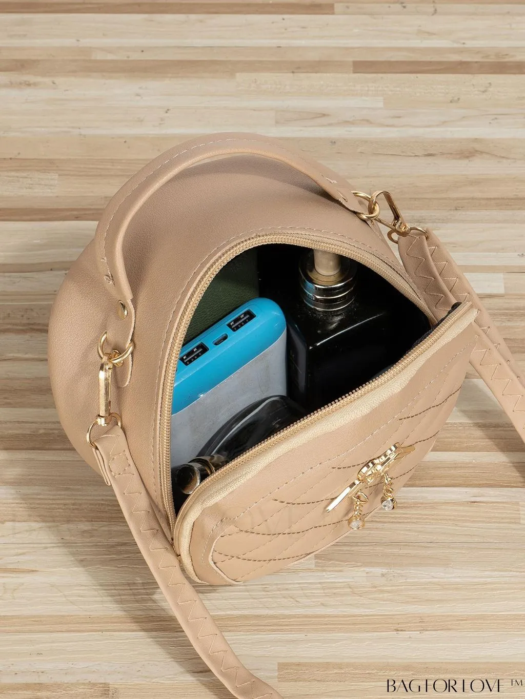 BagForLove - White Mini Quilted Circle Bag with Metal Chain Strap - Fashionably Chic