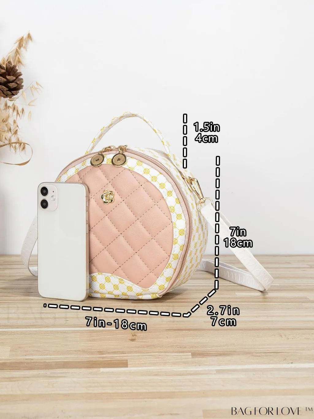 BagForLove - White Mini Quilted Circle Bag with Metal Chain Strap - Fashionably Chic