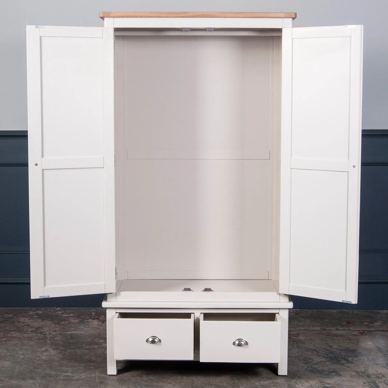 Cottage Gents Wardrobe Oak