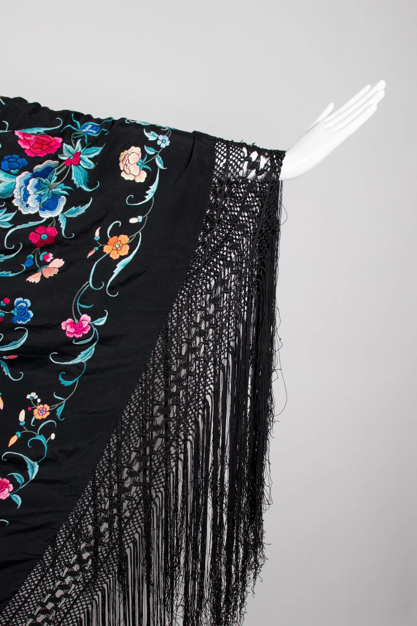 Embroidered Floral Piano Shawl