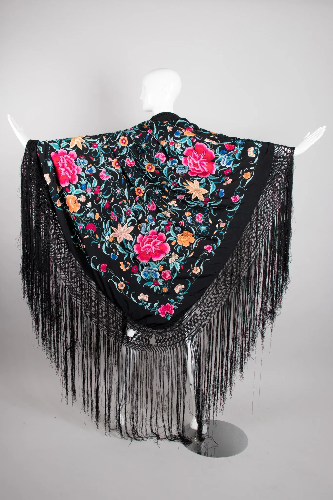 Embroidered Floral Piano Shawl