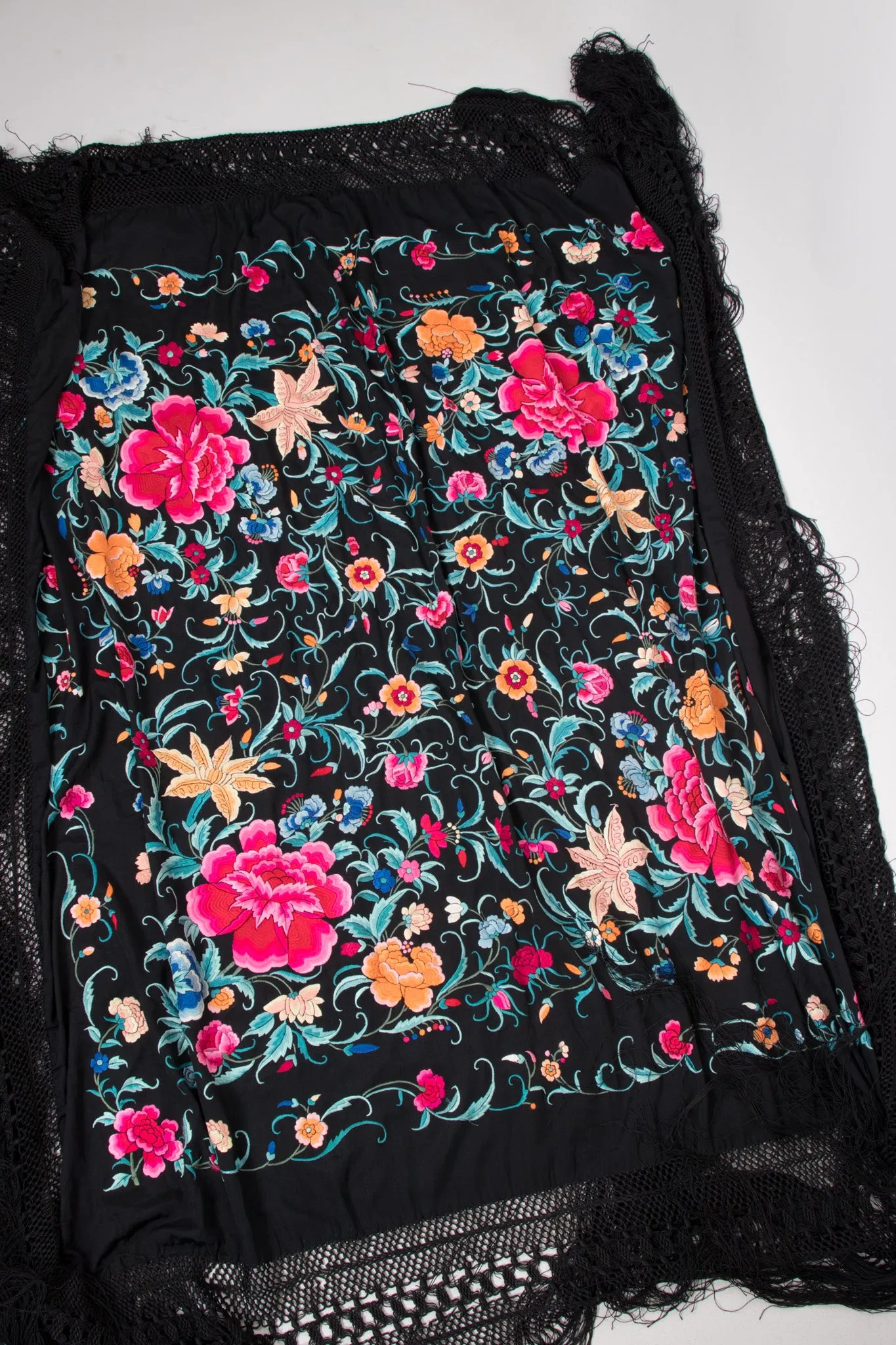 Embroidered Floral Piano Shawl