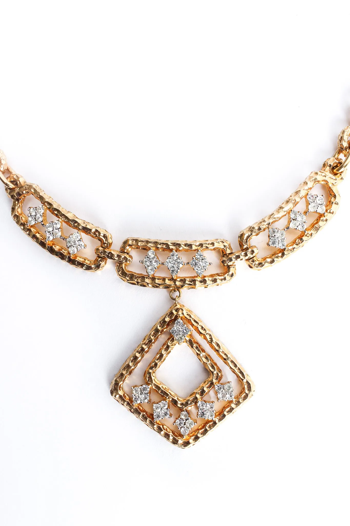 Hammered Rhinestone Pendant Necklace
