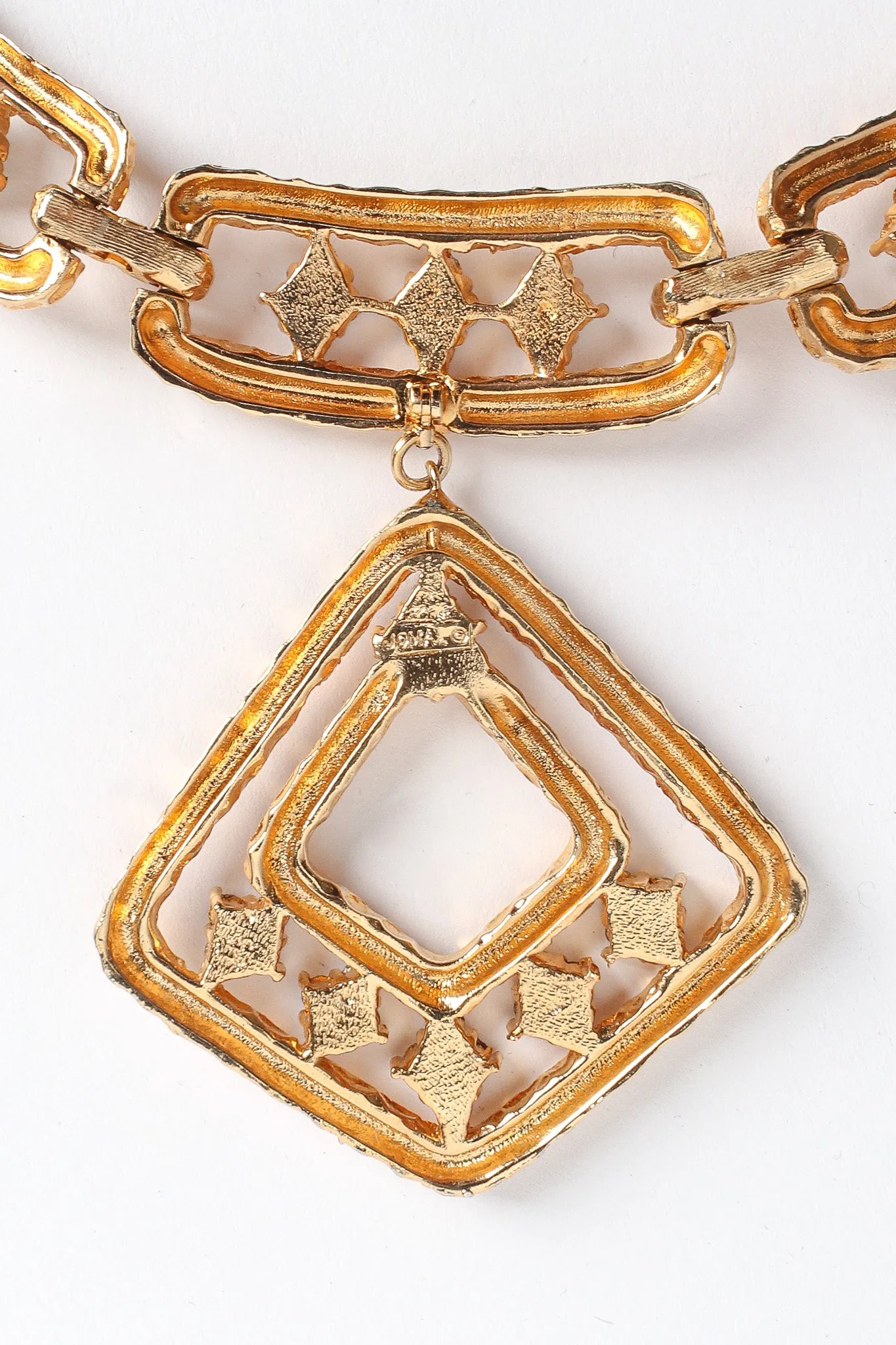 Hammered Rhinestone Pendant Necklace