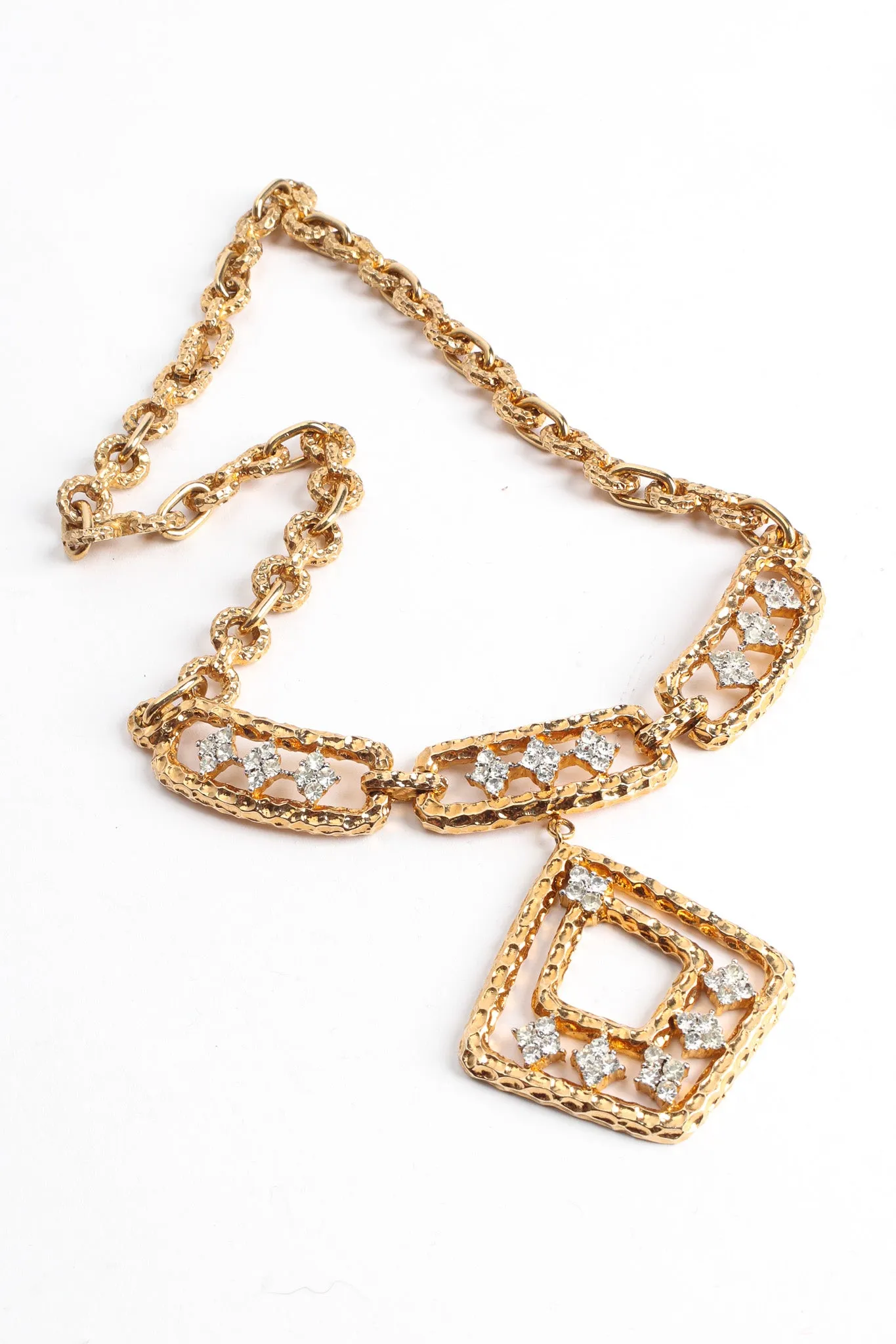 Hammered Rhinestone Pendant Necklace