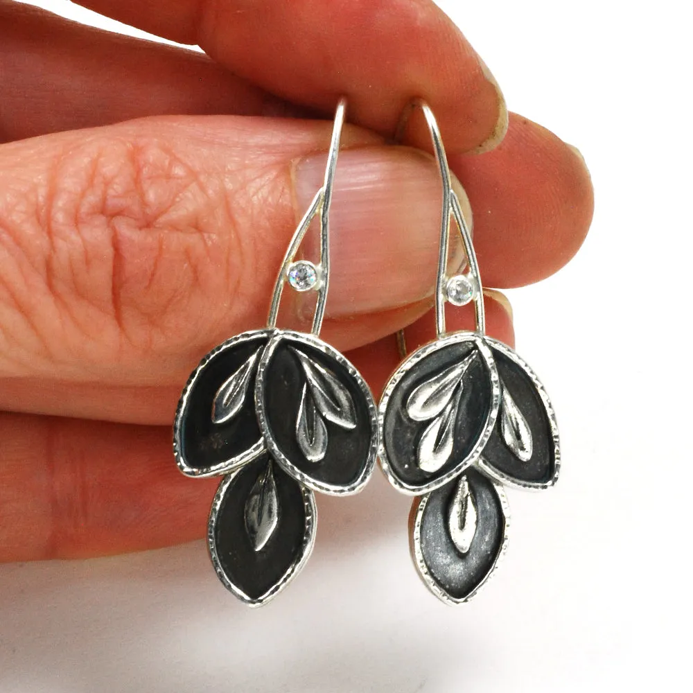 Leaflet Sparkle Hoops