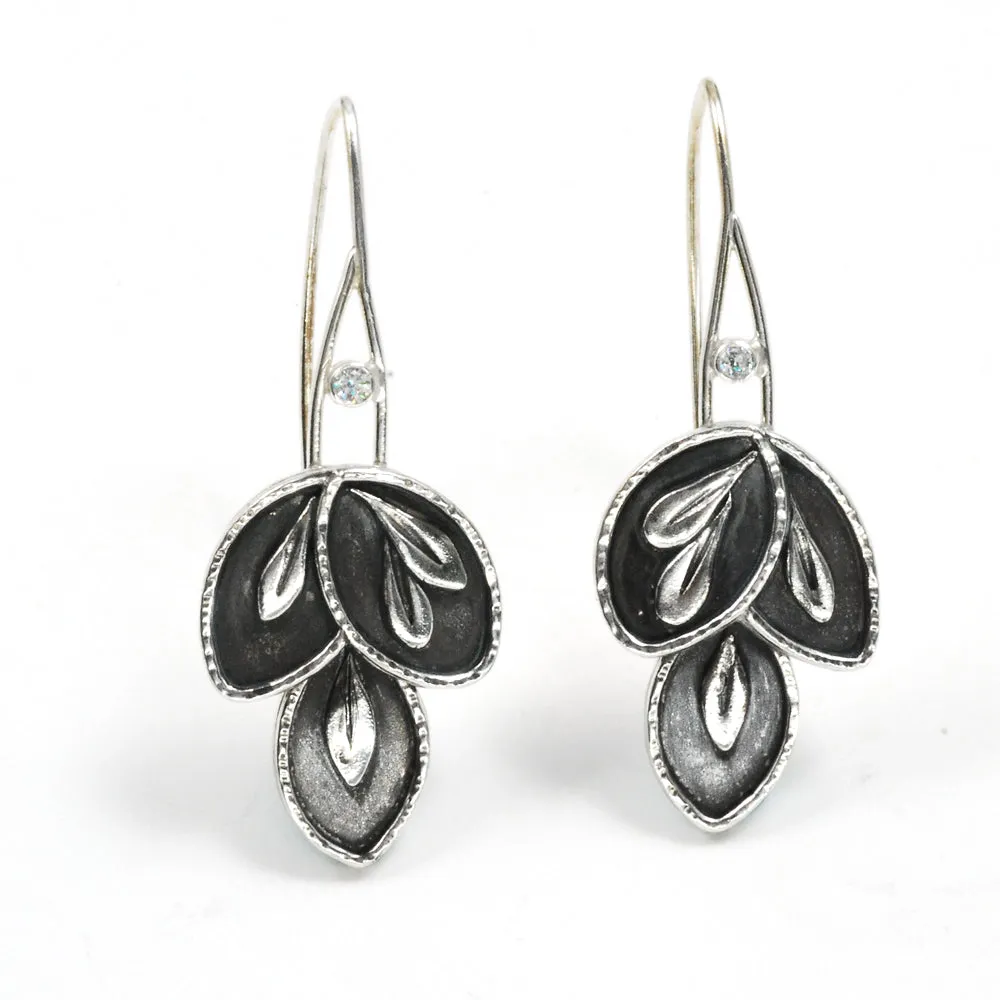 Leaflet Sparkle Hoops