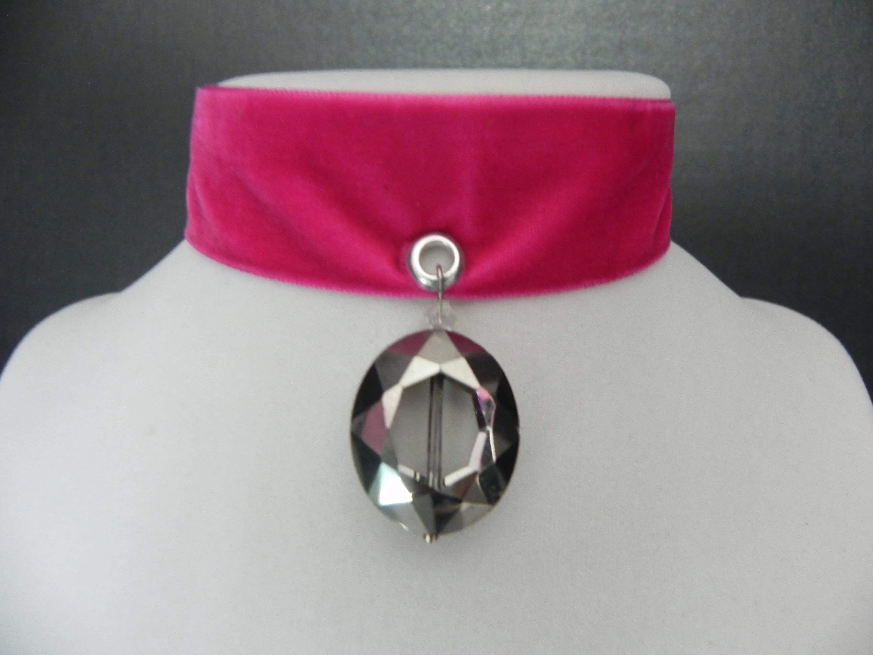 Medallion Choker
