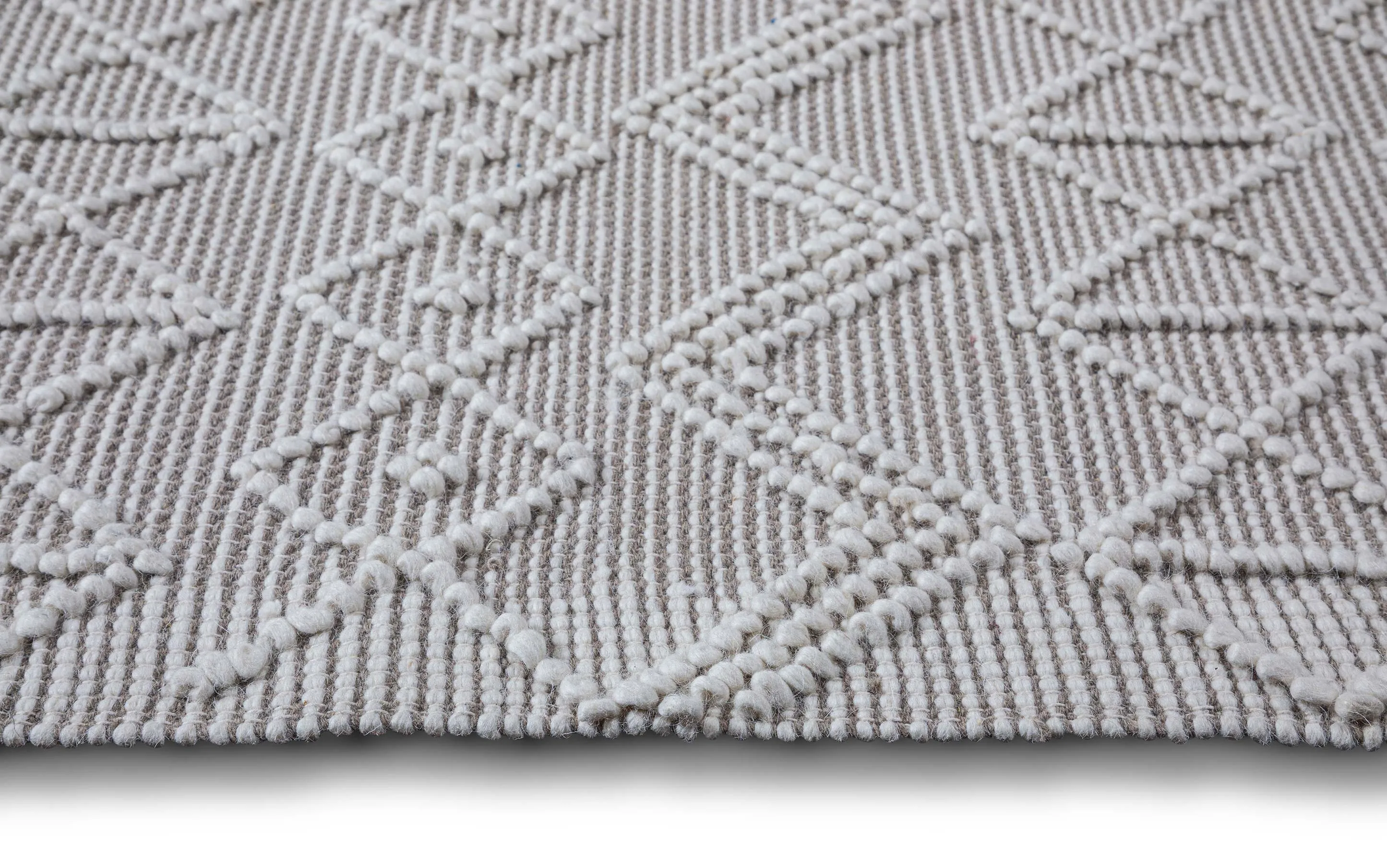 Orton 6 x 9 Area Rug