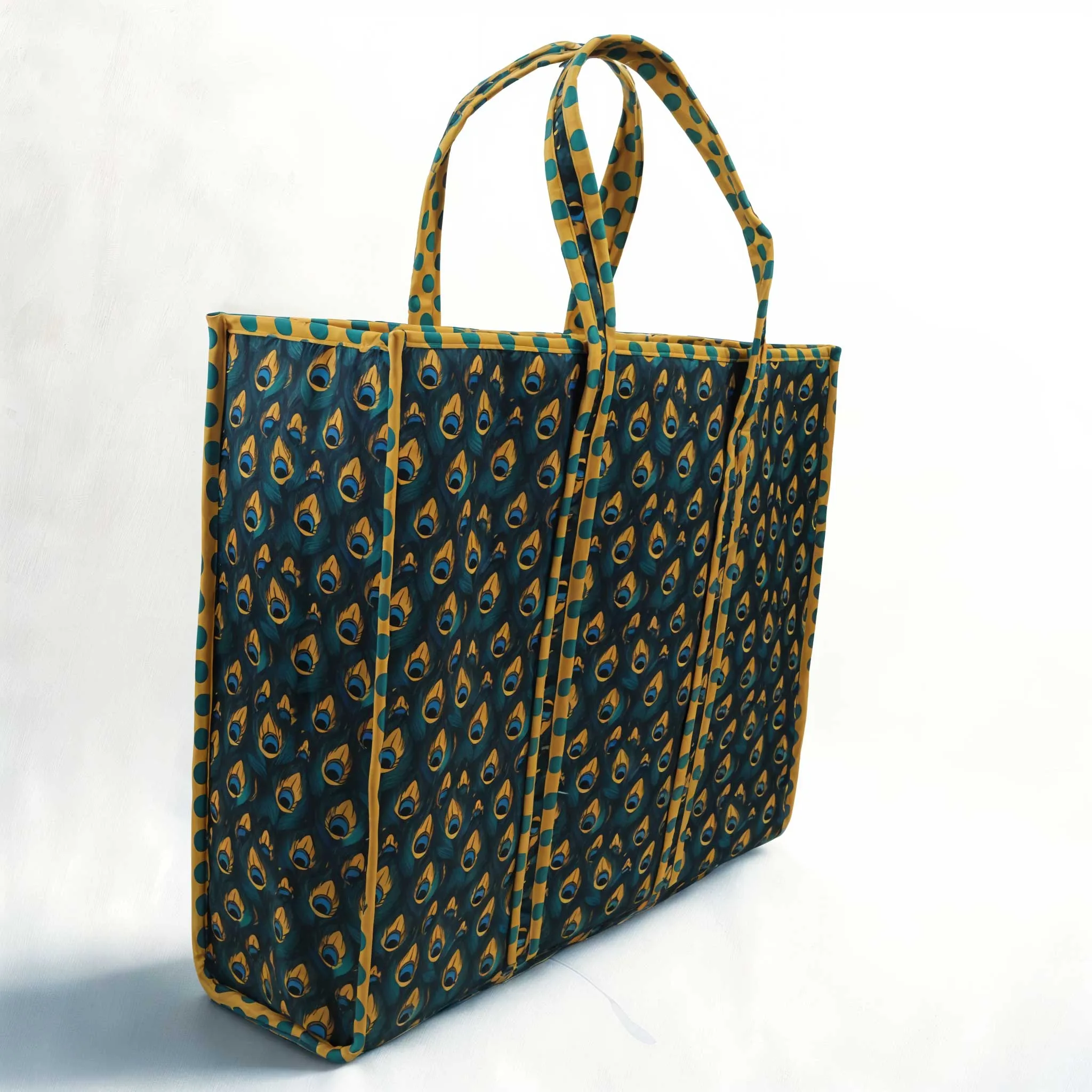 PEACOCK GLORY PRINT Everyday Tote
