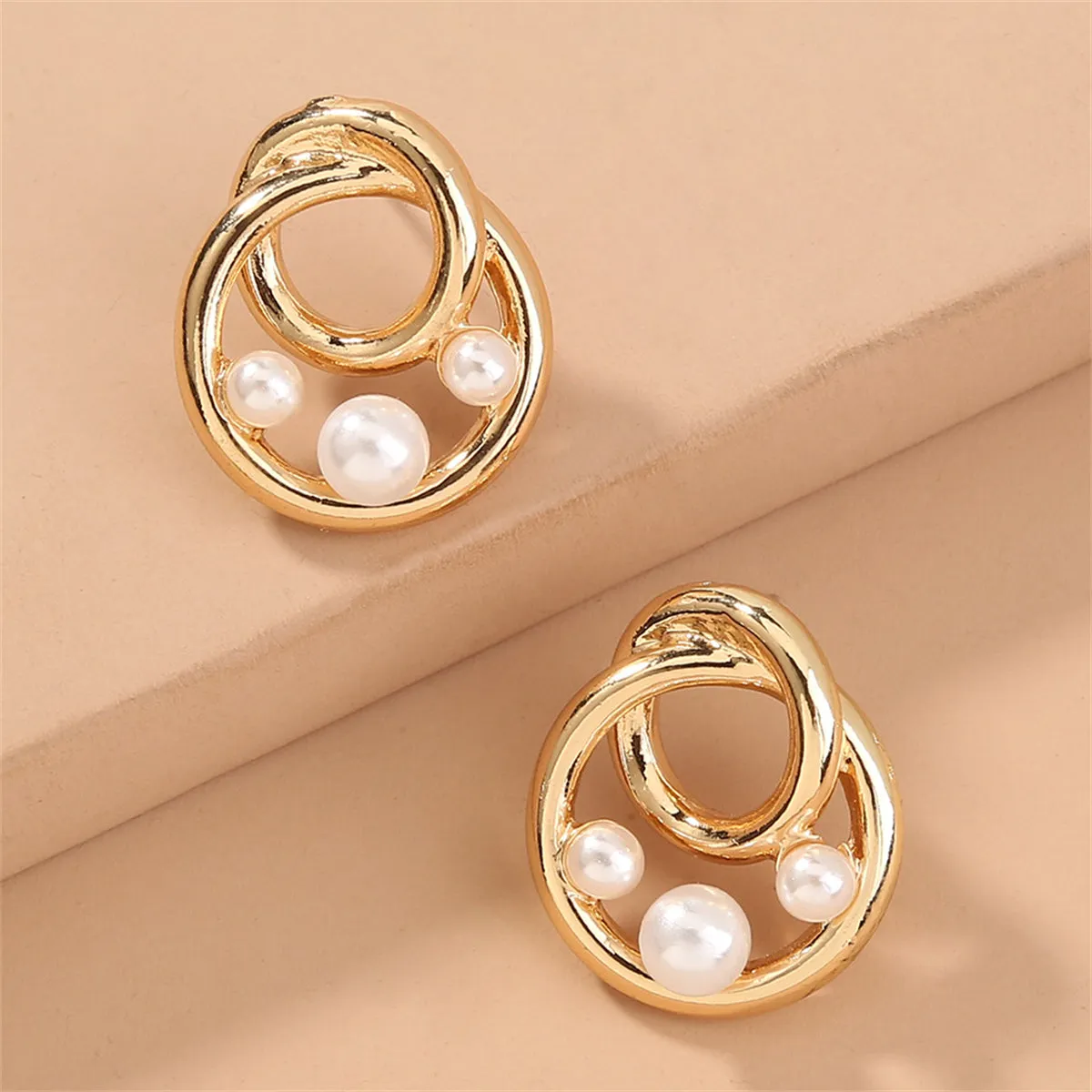 Pearl & 18K Gold-Plated Interlock Circle Stud Earrings