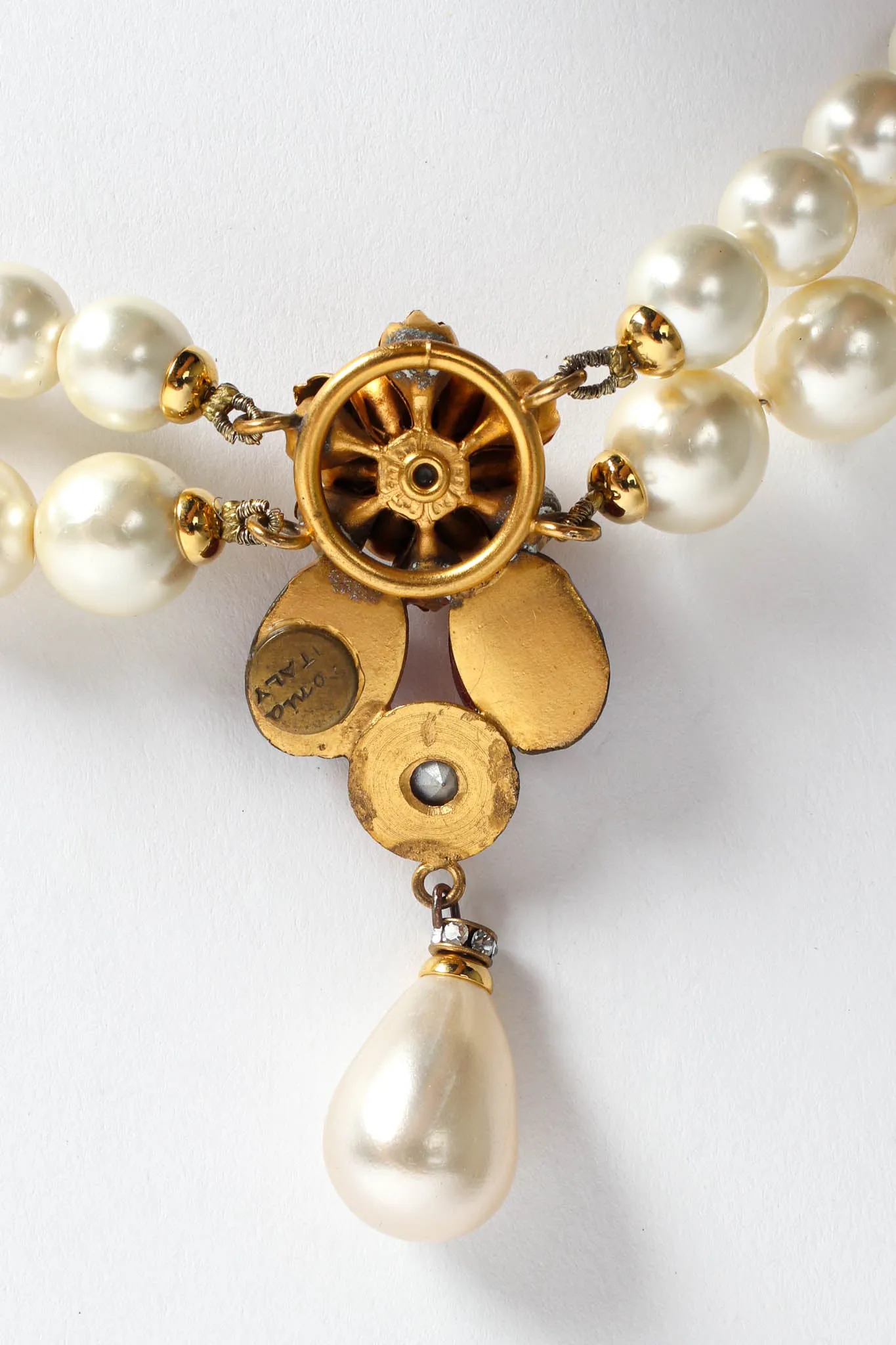Pearl Flower Pendant Necklace