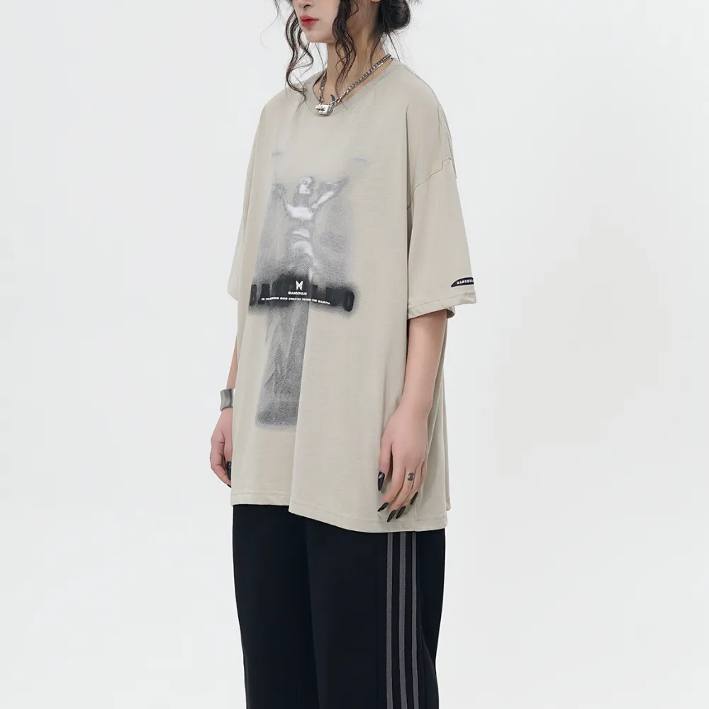 Retro Goddess Sculpture Print T-Shirt