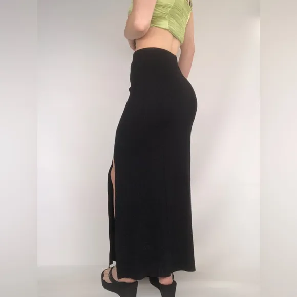 The RANGE MASS RIB SLASHED MIDI SKIRT