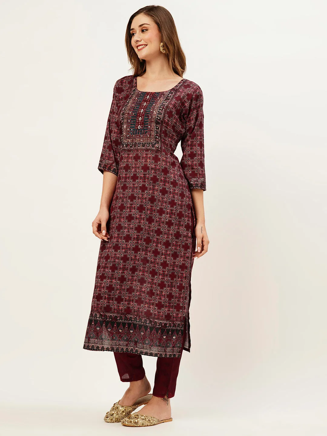 ZOLA Round Neck Linen All Over Geometric Print Maroon Straight Kurta Set With Dupatta For Women